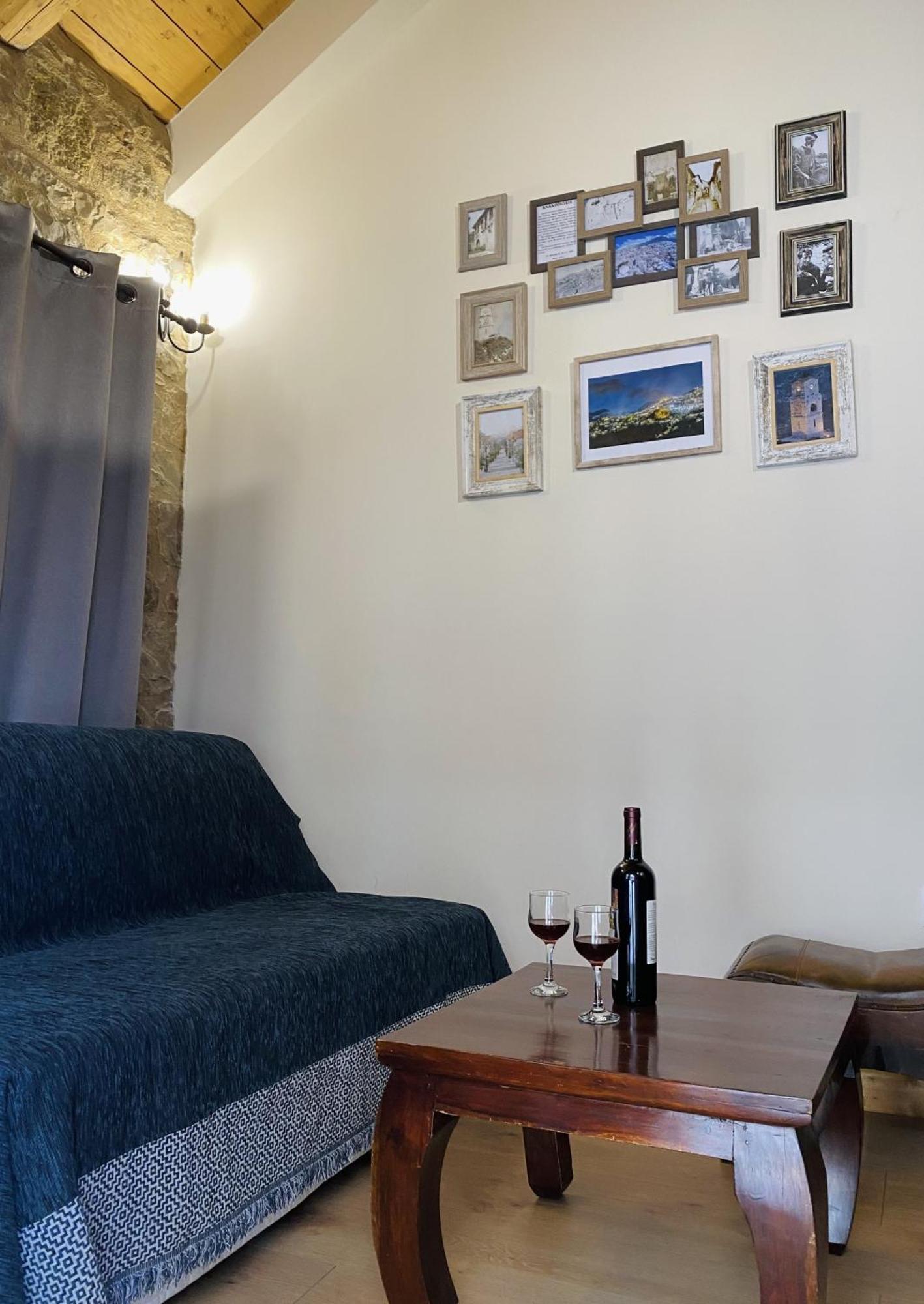 Alexandros Guesthouse Arachova Exterior foto