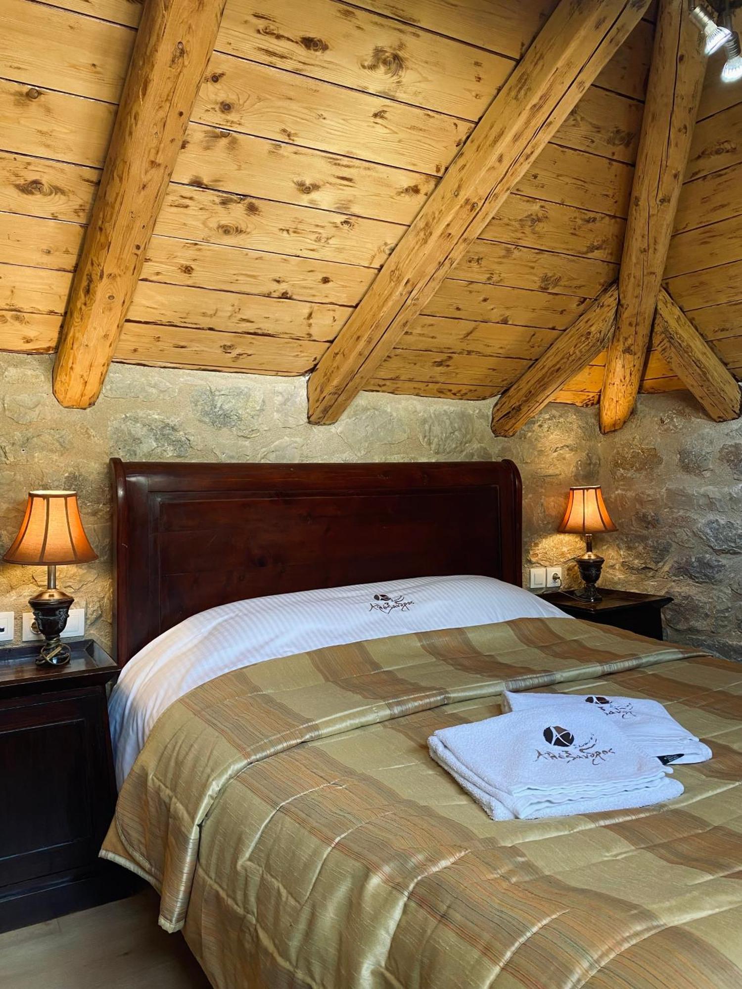 Alexandros Guesthouse Arachova Exterior foto